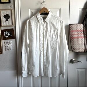 100% cotton long sleeve collared minimalist normcore button down shirt